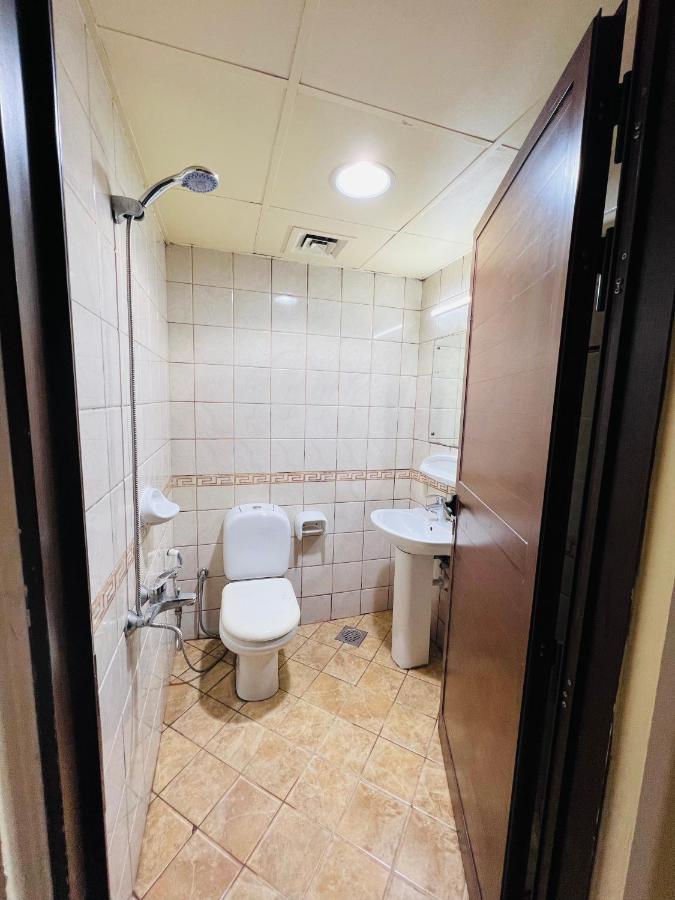 Comfort Tourist Place For Male Ντουμπάι Εξωτερικό φωτογραφία